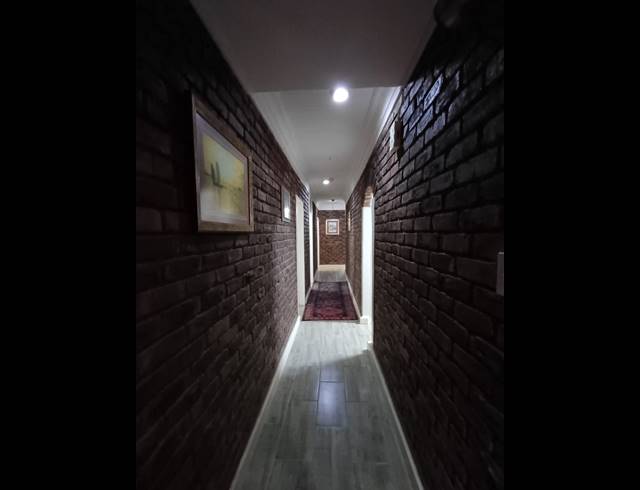 5 BEDROOM HOUSE FOR SALE IN VANDERBIJLPARK SE 2